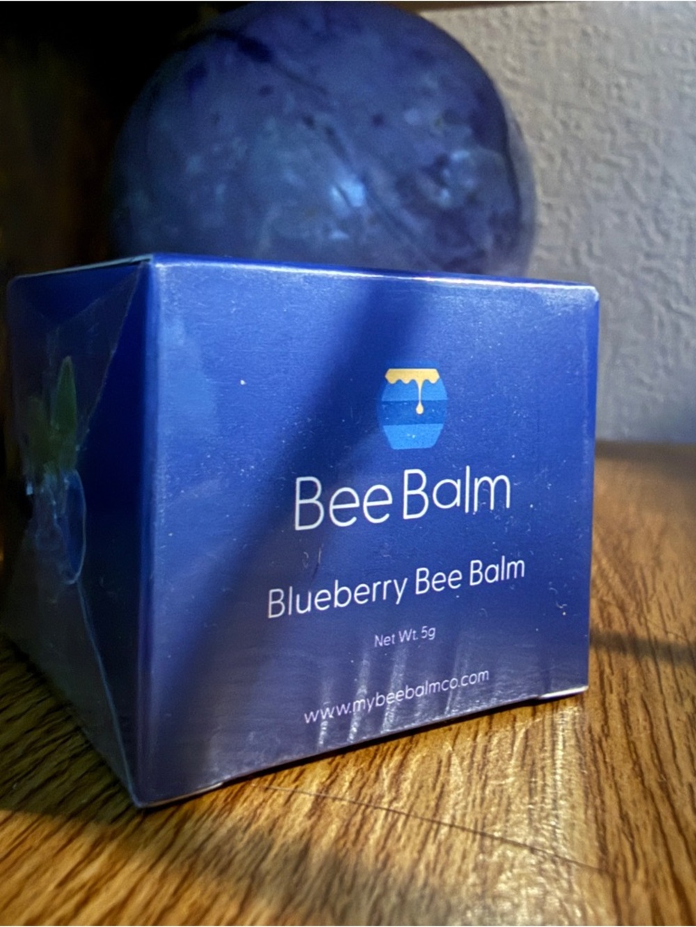 🫐 BeeBalm Blueberry Nourishing Bee Balm Lip Pot